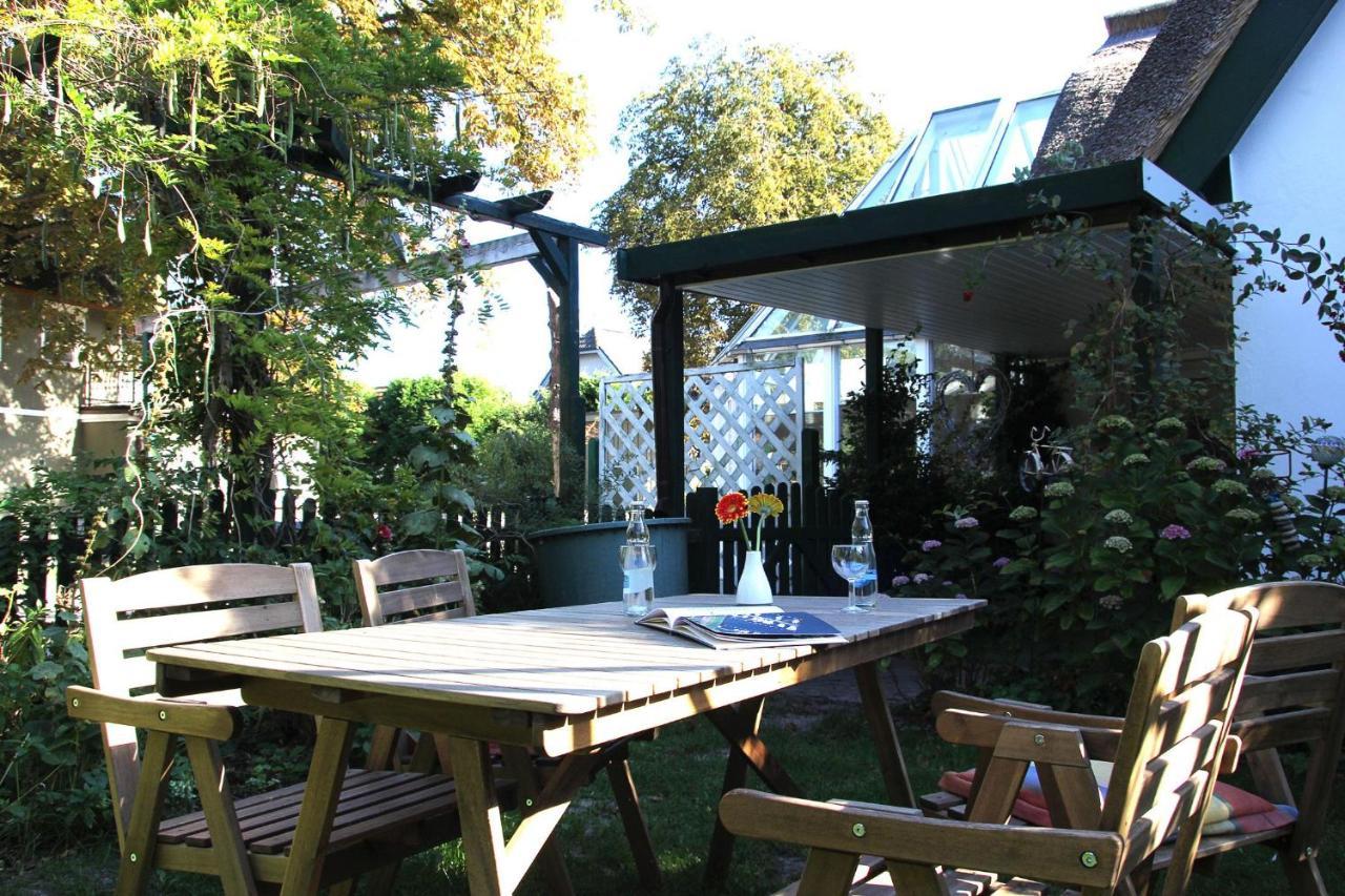 Ferienwohnung Lieblingshaus Rosalie Prerow Exterior foto